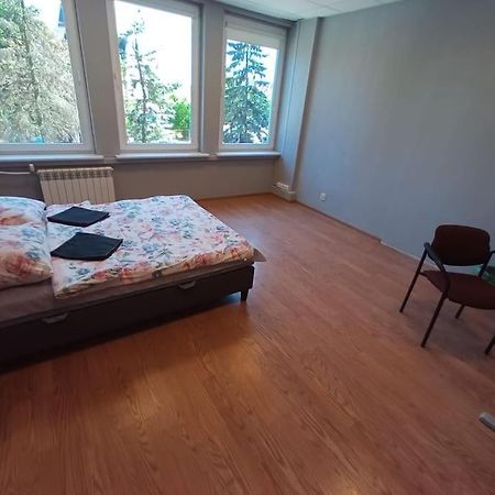 Fantastic Zg - S4 Pokoj 104 Зелена Гура Екстер'єр фото